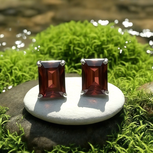 Z ARRON DESIGN Collar con colgante de alambre de cobre con piedra lunar Serenity
