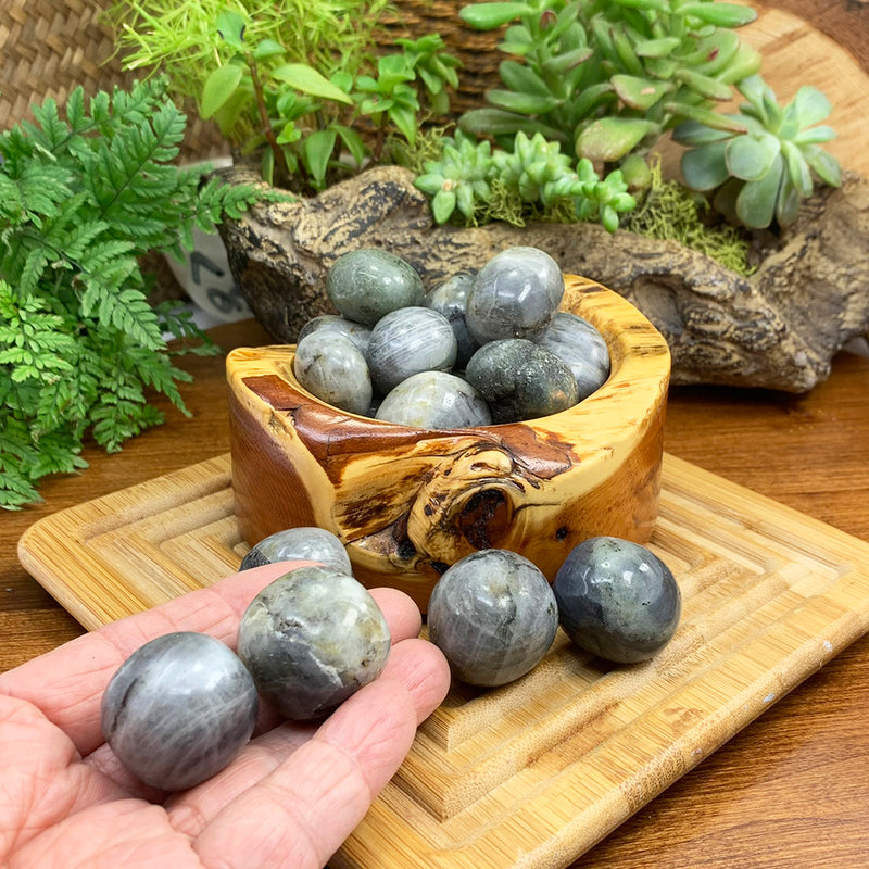 Labradorite Tumbled Stone