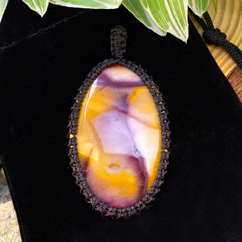 Mookaite Macramé Pendant Necklace