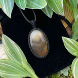 70% OFF Orca Agate Macramé Pendant Necklace